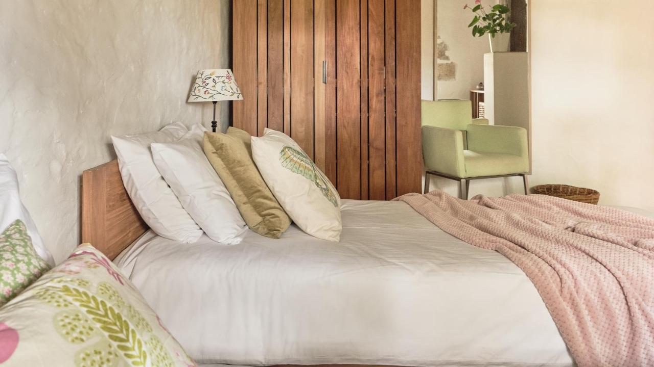 Chateau De Puissentut Bed & Breakfast Homps  Eksteriør bilde